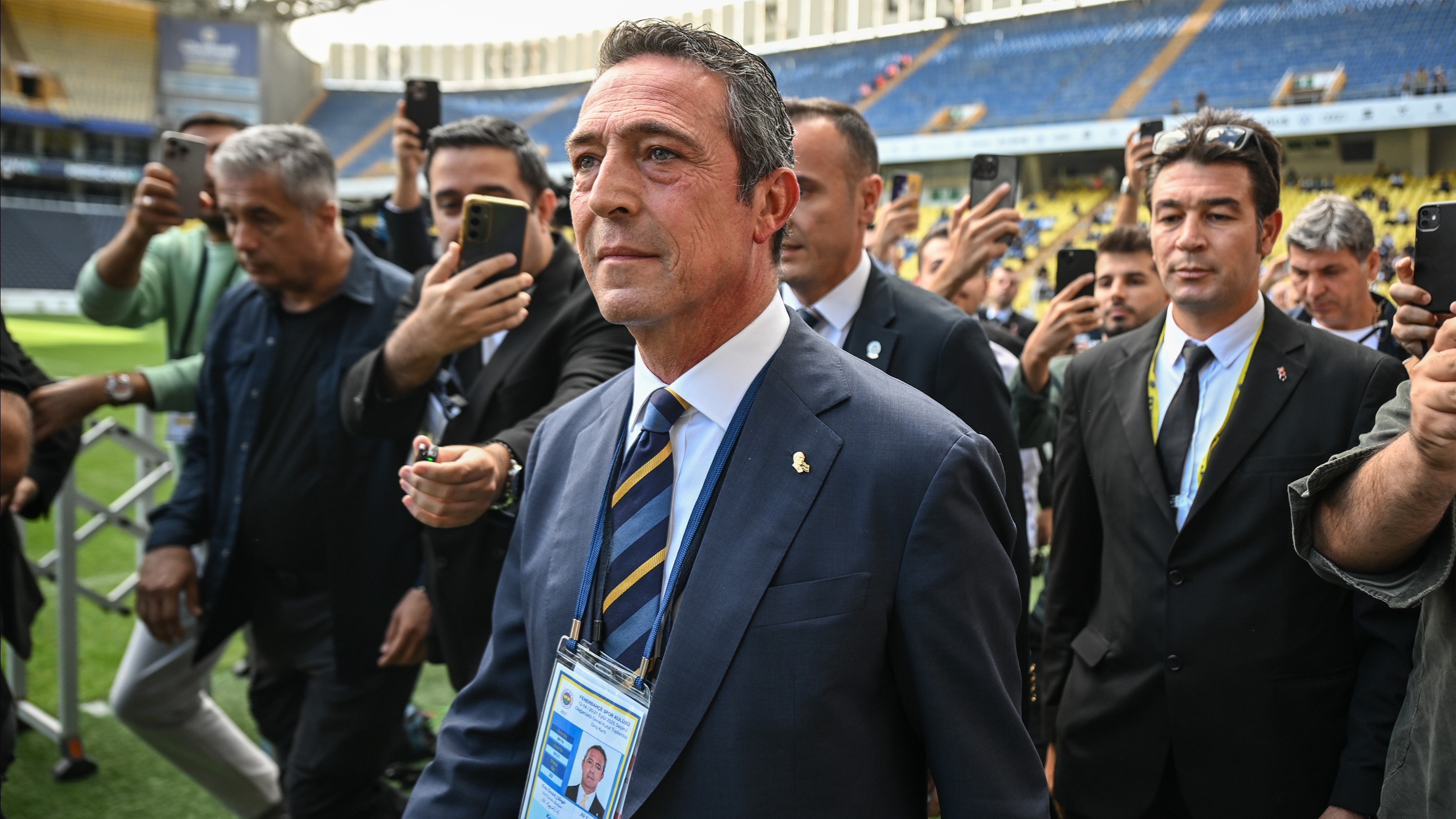 Roger Schmidt'ten Efsane Çalım: 'Takım Çalıştırmam' Demişti... Meğerse Japonya'ya 'Hocam' Demek İçinmiş!