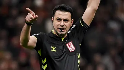 Trio, Galatasaray maçı sonrası birbirine girdi! Penaltı ve kırmızı kart: "İnanılmaz, anlayamıyorum"