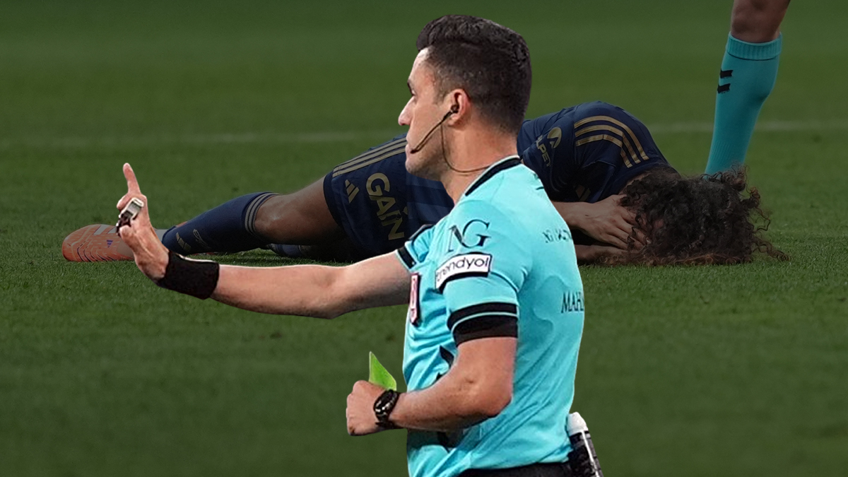 Trio ekibi, Fenerbahçe'nin kırmızı kart beklediği pozisyon için çok net konuştu: "Tartışmasız"