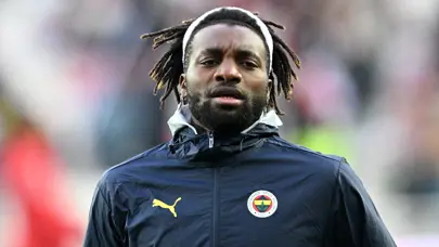 Saint-Maximin herkesi ters köşe yaptı: Takım ismi verip "yakında döneceğim" demişti