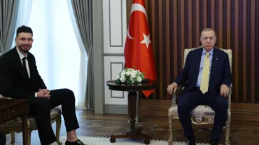 Cumhurbaşkanı Erdoğan, milli basketbolcu Alperen Şengün'ü kabul etti