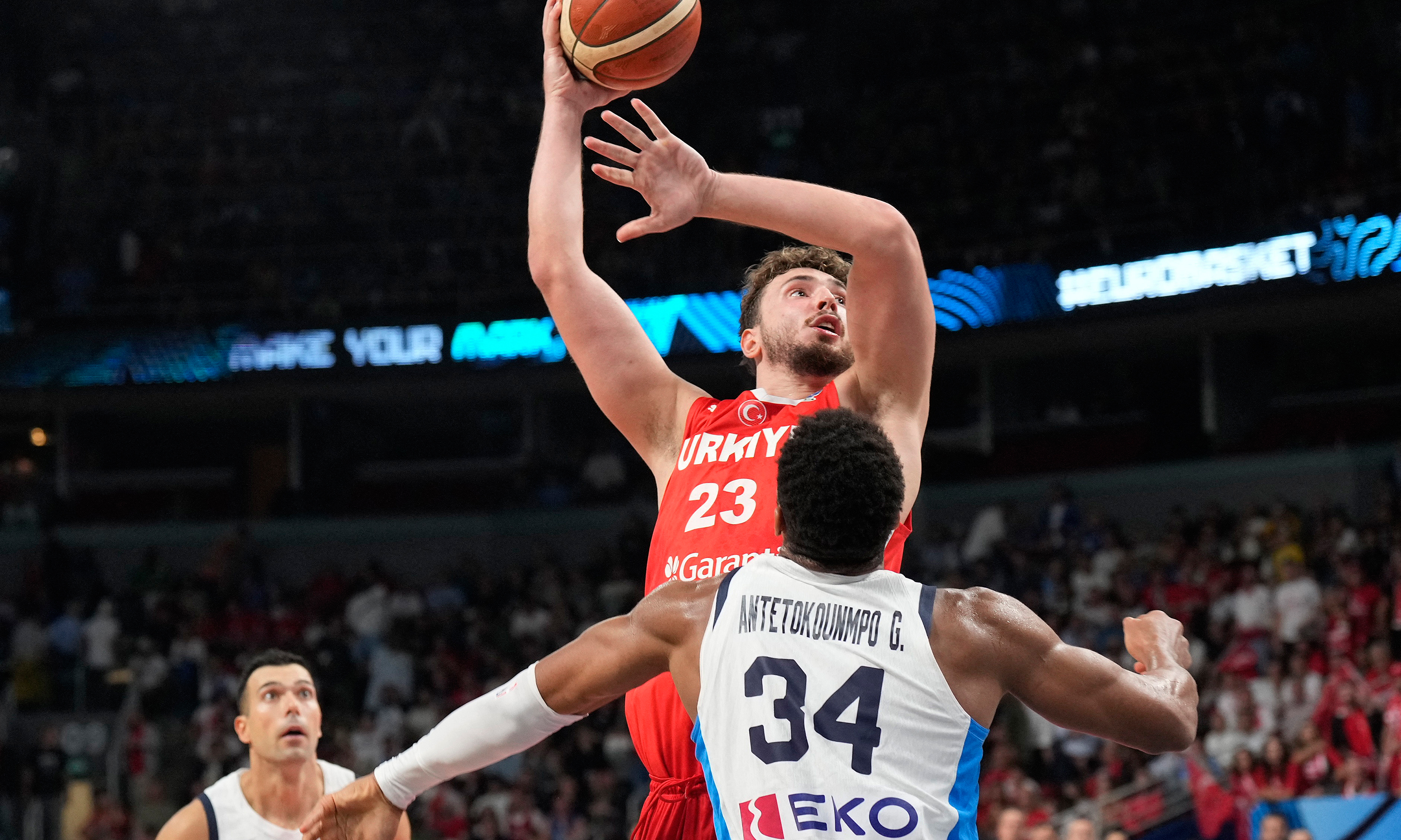 Alperen Şengün: "Doymadık! 1 maçımız daha var"