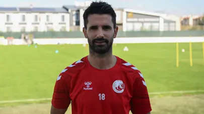 Alper Potuk, Süper Lig'i düşlüyor: İmzayı attığı gibi hedefi koydu