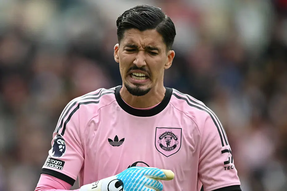 Beşiktaş'ta Ersin Destanoğlu defteri kapanıyor! Yerine gelecek kaleci şimdiden belli - 3 Beşiktaş'ta Ersin Destanoğlu defteri kapanıyor! Yerine gelecek kaleci şimdiden belli - 3