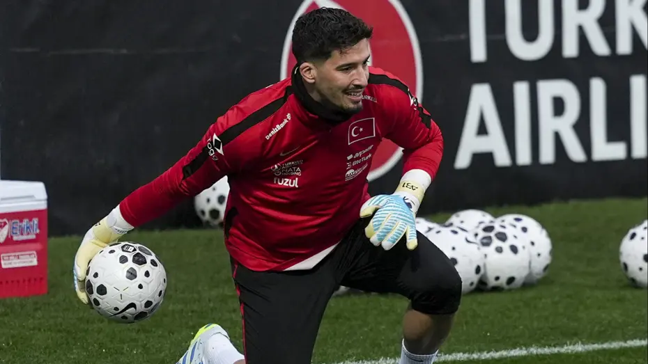 Altay Bayındır'da artık tüm yollar açıldı! Transfer ateşi yakıldı