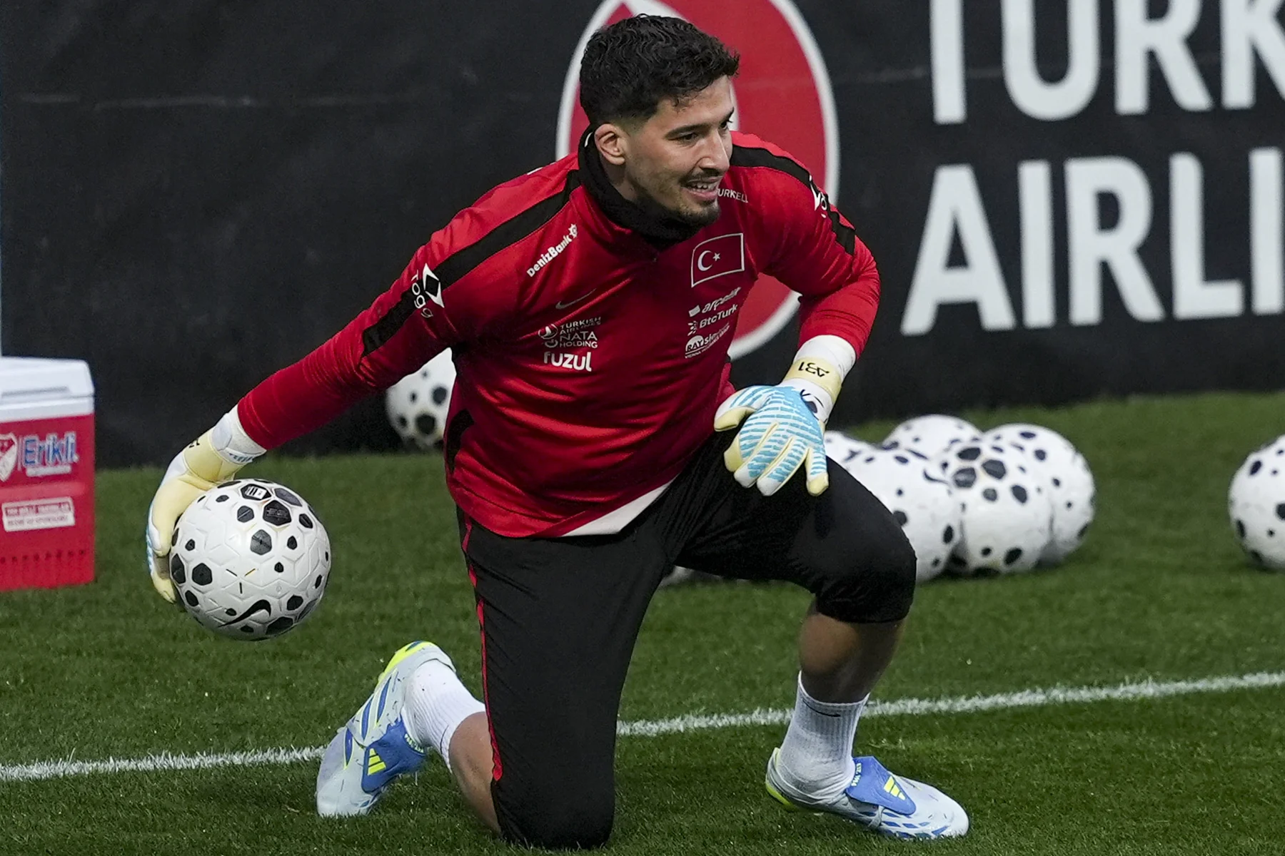 Beşiktaş'ta kaleci krizi: Ersin Destanoğlu'nun sözleşmesi sona eriyor, Göztepe devrede — image 3