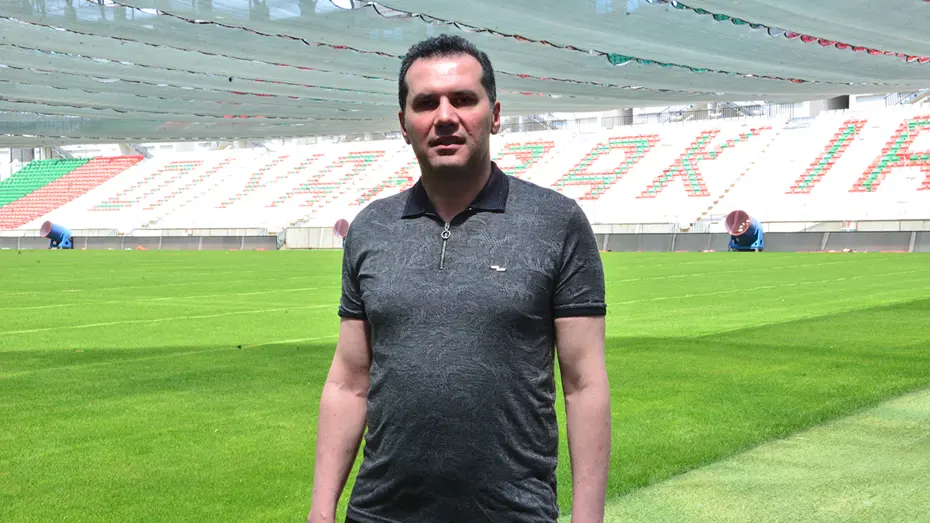 Amedspor'un stadı bambaşka bir kimliğe büründü! Yenileme çalışmaları sonrası son hali - 4
