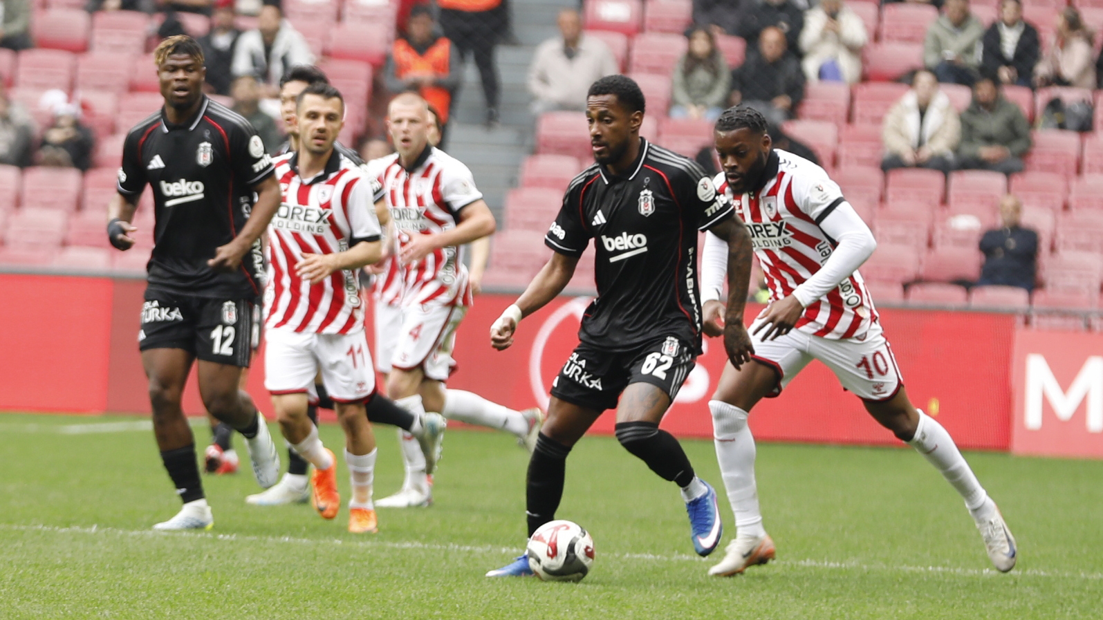 Amir Murillo takımının maçtaki eksiklerini açıkladı