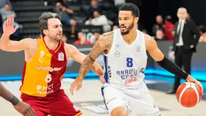 Anadolu Efes evinde kazandı: Ligde 5 maç sonra galibiyet Anadolu Efes evinde kazandı: Ligde 5 maç sonra galibiyet