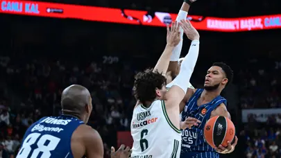 Anadolu Efes, Ergin Ataman'ın Panathinaikos'una kaybetti