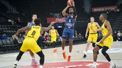 Anadolu Efes'e nefes aldıran galibiyet