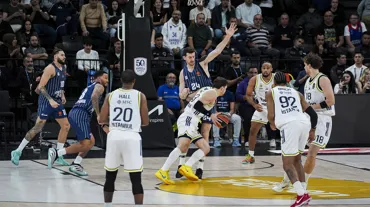 Fenerbahçe Beko, Ergin Ataman'ın Panathinaikos'unu konuk ediyor