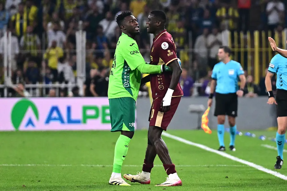 Andre Onana'nın soyunma odası görüntüleri olay oldu: İngilizler onu böyle görünce şaştı kaldı - 2