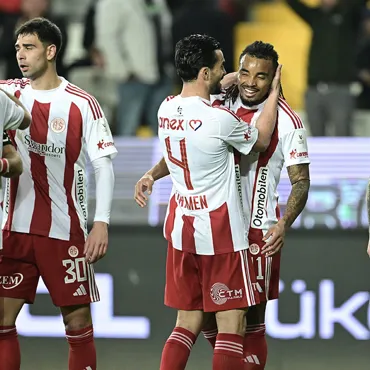 Samsunspor'a bir darbe de Antalyaspor'dan