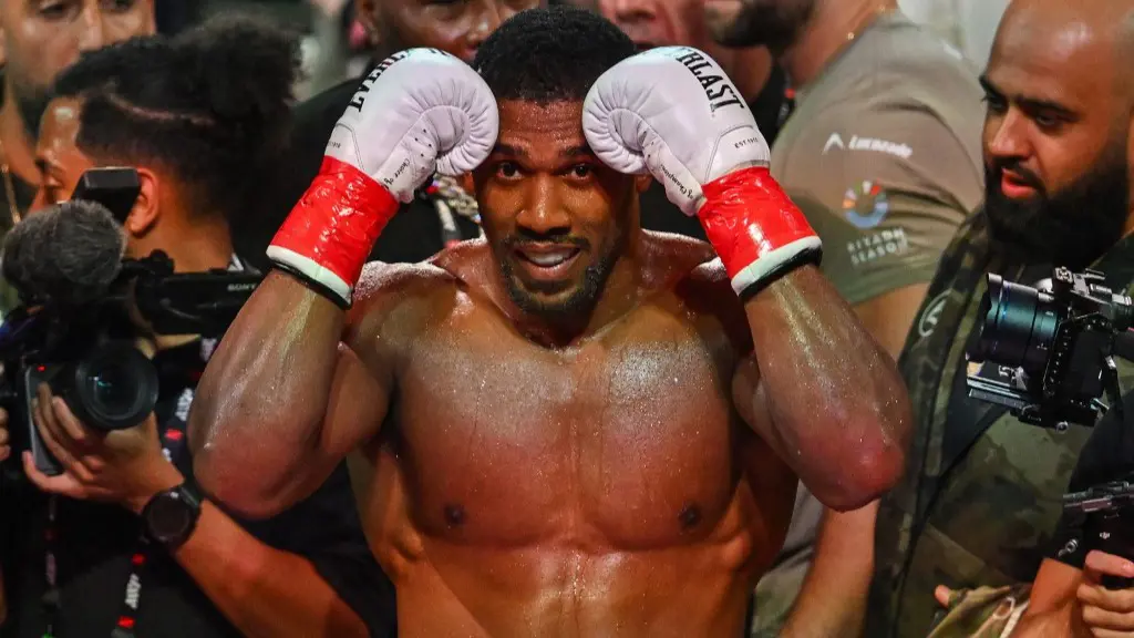 Anthony Joshua, Nijerya'da ölümlü kazaya karıştı: Dünya acılar içindeki görüntüsünü konuşuyor