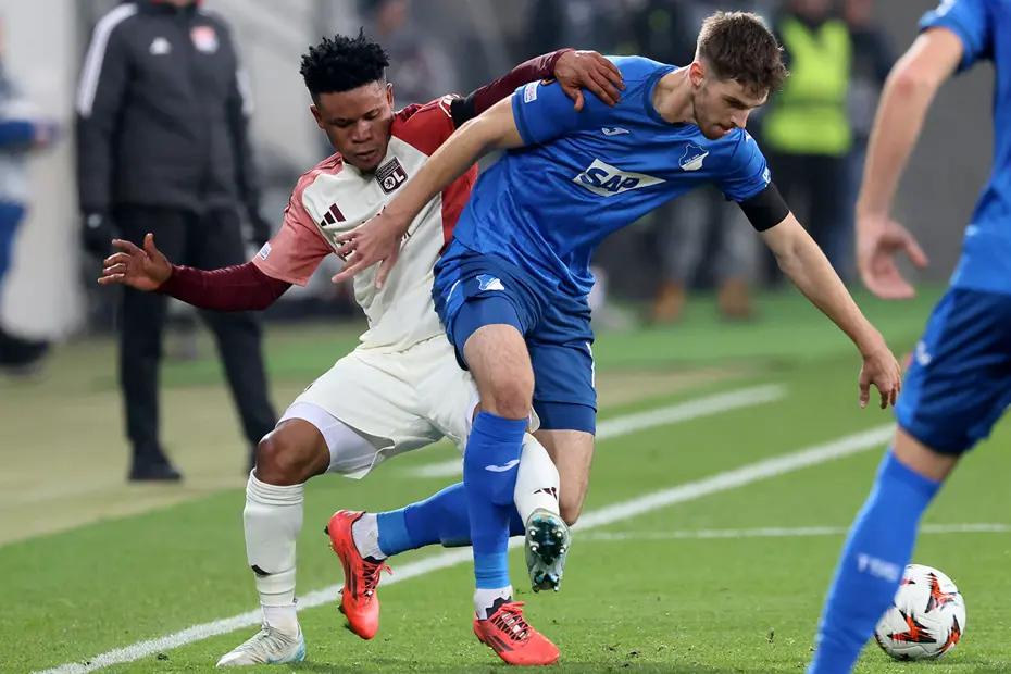 Beşiktaş'tan Almanya'da ön libero operasyonu: Eduard Graf'ın raporundan sürpriz isim çıktı - 3