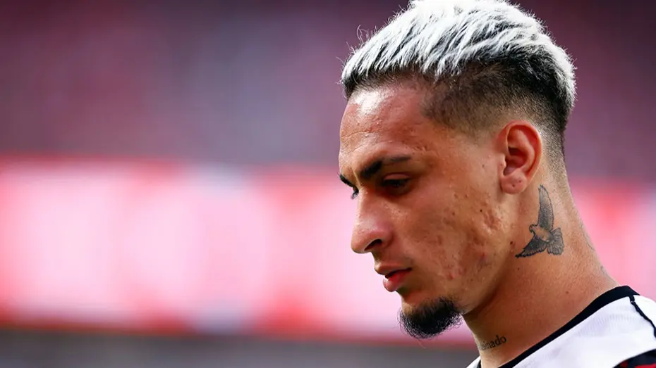 Manchester United'dan Fenerbahçe'ye tarihi transferi duyurdular: Bonservis rekorunu yerle bir edecek - 4