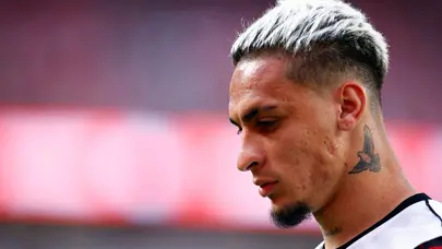 Manchester United'dan Fenerbahçe'ye tarihi transferi duyurdular: Bonservis rekorunu yerle bir edecek