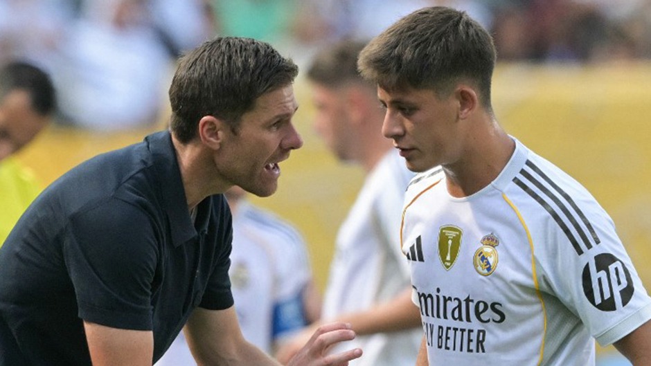 Xabi Alonso'dan Arda'ya 'Mesut Özil' Ayarı! Real Madrid'de Dedikodu Kazanı Kaynıyor!