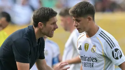 Arda Güler kesik yedi, Xabi Alonso soyunma odasına bağırarak girdi! İspanya'da gündem olan olay