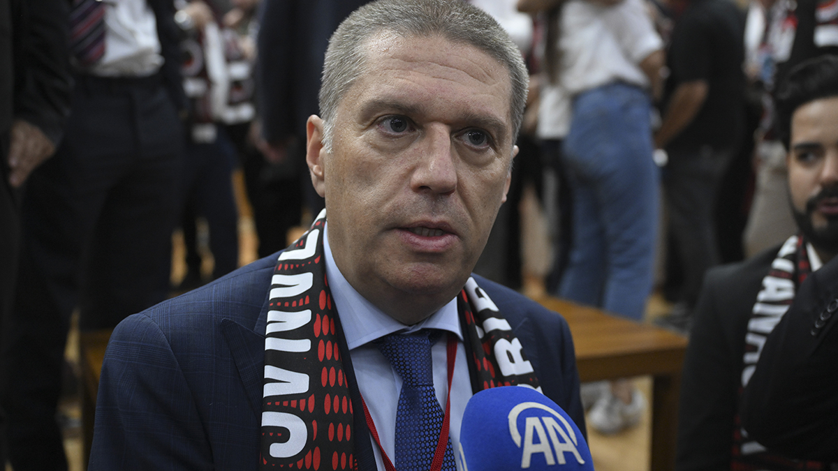 Başkan Koltuğu Isınmadan Fener'e Çağrı: 'İrfan Can'ı Paket Yapın Gelsin!'
