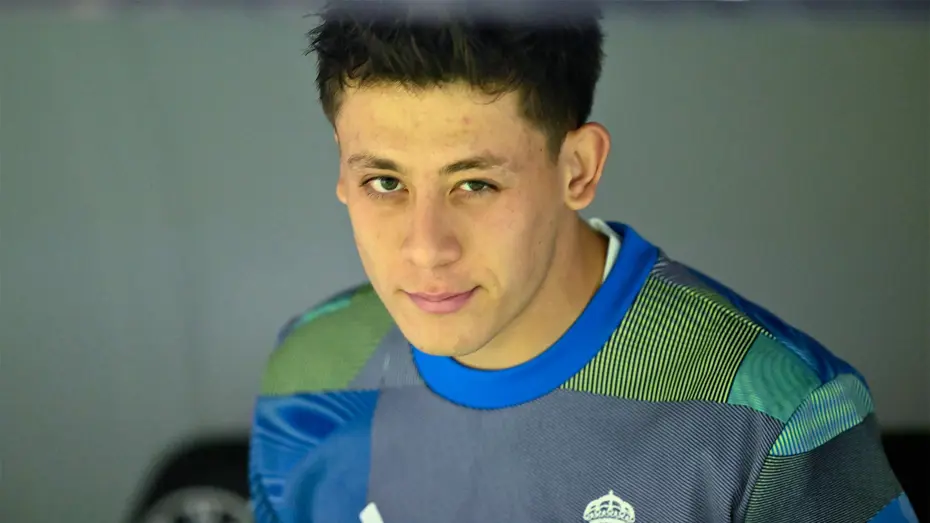 Arda Güler'den derbi biter bitmez peş peşe 2 flaş paylaşım geldi: Sadece bir futbolcuyu etiketledi - 2 Arda Güler'den derbi biter bitmez peş peşe 2 flaş paylaşım geldi: Sadece bir futbolcuyu etiketledi - 2