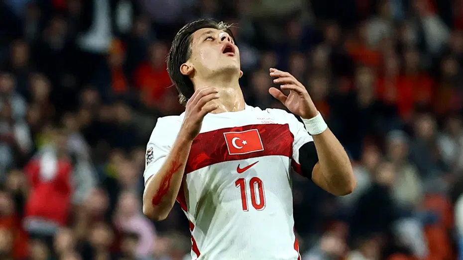 Belçika yenilgisi sonrası manşetlerde tek isim! "Türkiye için kabusun mimarı oldu" - 8 Belçika yenilgisi sonrası manşetlerde tek isim! "Türkiye için kabusun mimarı oldu" - 8
