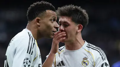 Real Madrid büyük çıkmazda: Krizin yeni adı "Mbappe" Real Madrid büyük çıkmazda: Krizin yeni adı "Mbappe"