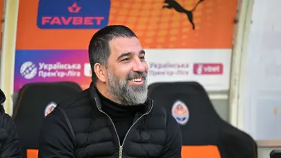 Arda Turan'dan stratejik transfer: İlk imzayı en büyük rakibine ağır darbe vurarak attırdı