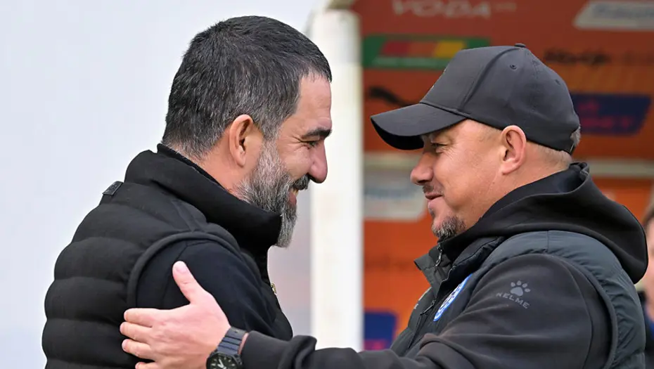 Arda Turan üst üste 2 derbi öncesi liderliği geri aldı, 18 yıl önceki Türkiye maçıyla uyardı - 3