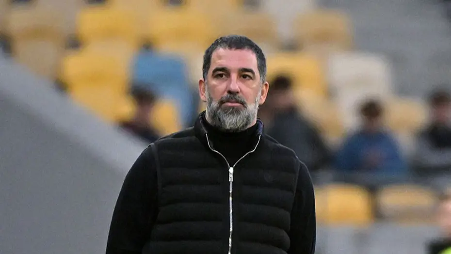 Arda Turan üst üste 2 derbi öncesi liderliği geri aldı, 18 yıl önceki Türkiye maçıyla uyardı - 6