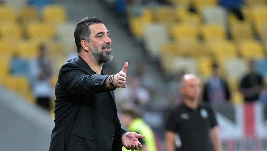 Arda Turan'ın kararı Ukrayna'da olay yarattı: Efsane teknik adamdan zehir zemberek sözler - 1 Arda Turan'ın kararı Ukrayna'da olay yarattı: Efsane teknik adamdan zehir zemberek sözler - 1