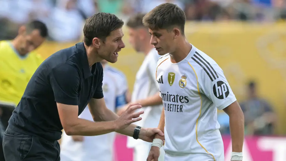 Liverpool, Xabi Alonso için Real Madrid'e telefon açtı - 2