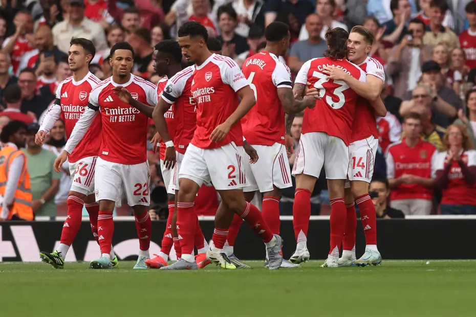 Arsenal sahasında farklı kazandı: 15 yaşındaki futbolcu tarihe geçti - 4