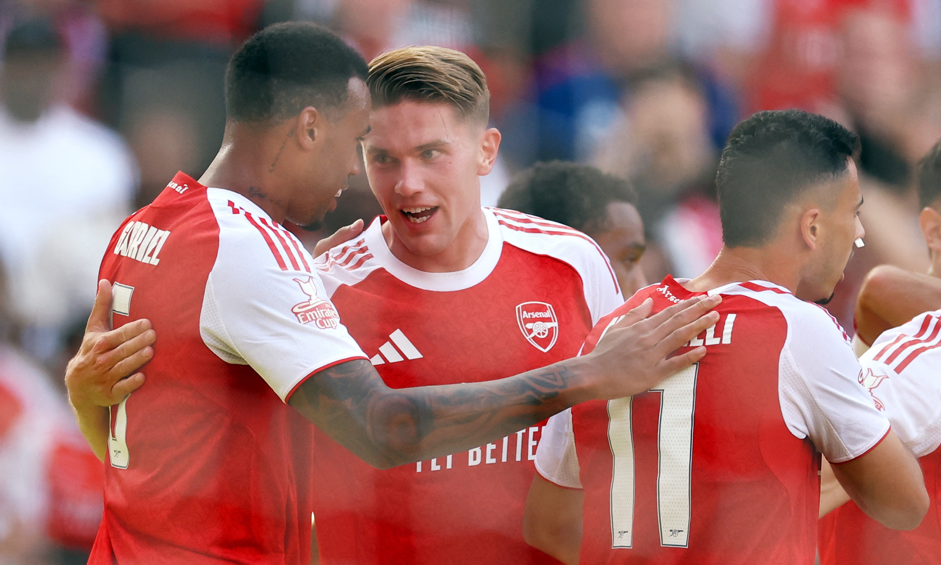 Gyökeres siftahı taraftarının önünde yaptı