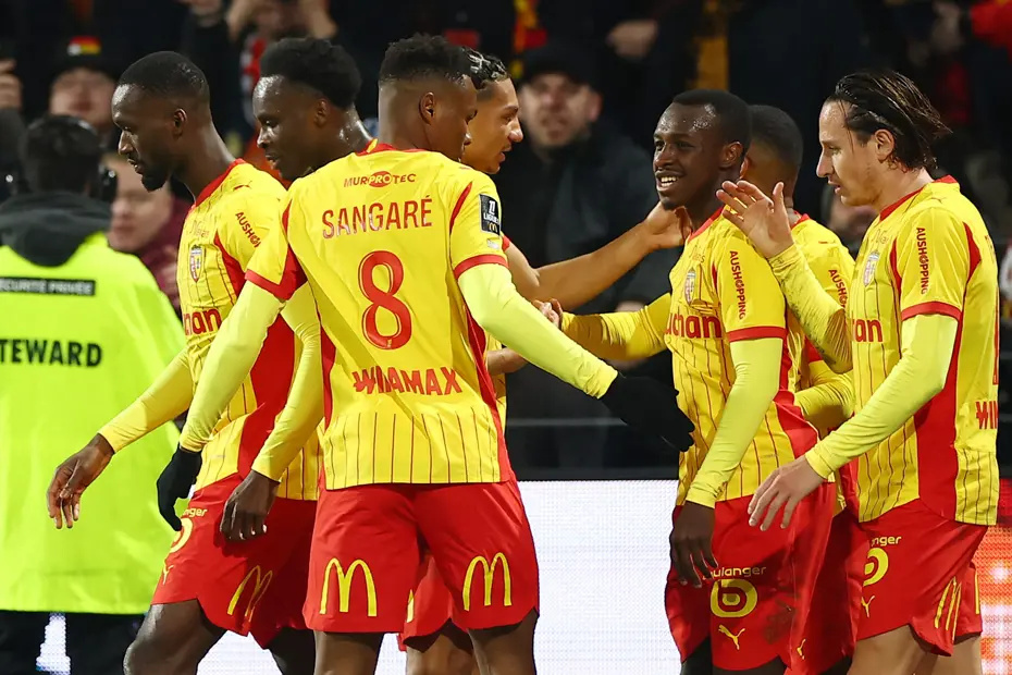 Masuaku'dan sürpriz transfer: Şampiyonluk yarışındaki takıma imza atıyor - 4