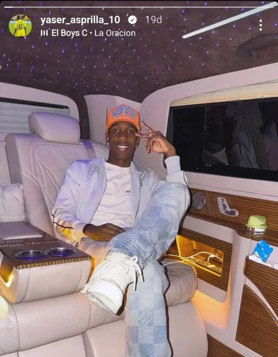 Asprilla'dan bir paylaşım daha geldi! Tepkiler üzerine apar topar silmişti - 5