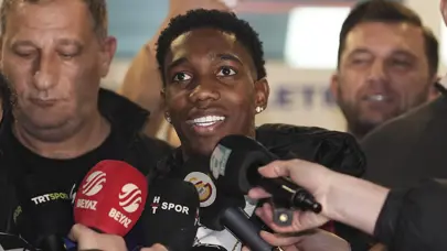 "Asprilla sonrası Galatasaray'ın 3. transferi de belli oldu" | Sporun manşetleri "Asprilla sonrası Galatasaray'ın 3. transferi de belli oldu" | Sporun manşetleri