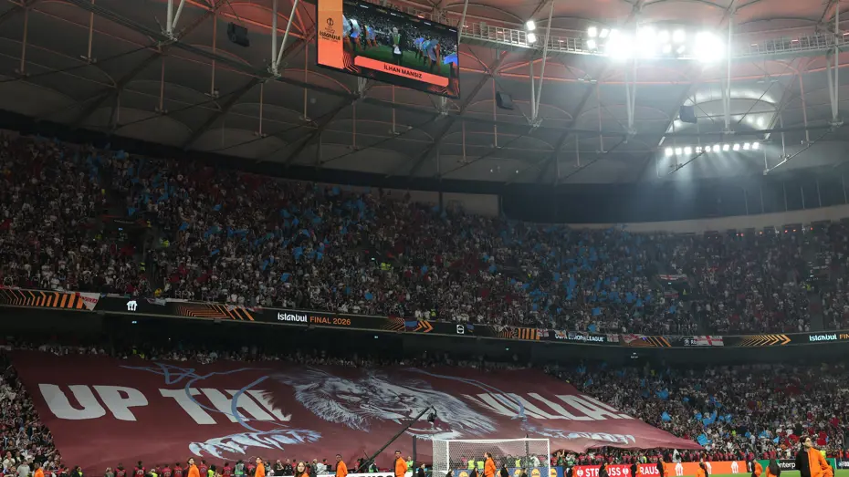 Avrupa Ligi finalinde tribünler tıklım tıklım: İstanbul'daki atmosfer herkesi büyüledi - 9