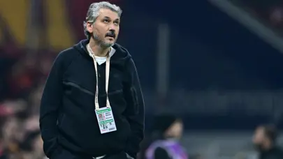 Eyüpspor'dan maç sonrası büyük tepki: "Galatasaray'ın hakeme ihtiyacı yok" Eyüpspor'dan maç sonrası büyük tepki: "Galatasaray'ın hakeme ihtiyacı yok"