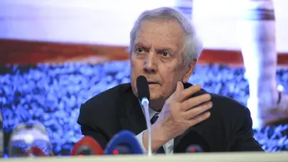 Aziz Yıldırım, "Fenerbahçe'nin gerçekleri var" diyerek Hakan Safi'ye cevap verdi Aziz Yıldırım, "Fenerbahçe'nin gerçekleri var" diyerek Hakan Safi'ye cevap verdi