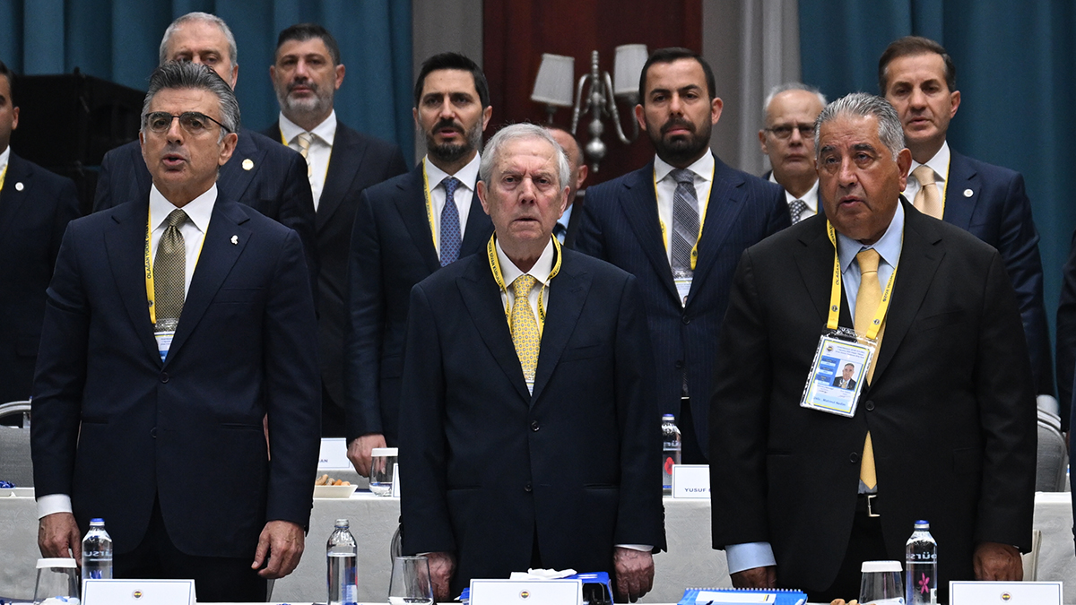 Fenerbahçe'nin 1 numaralı hoca adayı belli oldu! Kritik toplantıda karar verilecek