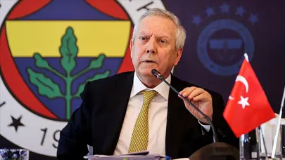 Sadettin Saran'ın çok istediği golcü, Aziz Yıldırım'ın da liste başında! Görüşmeler başlıyor Sadettin Saran'ın çok istediği golcü, Aziz Yıldırım'ın da liste başında! Görüşmeler başlıyor