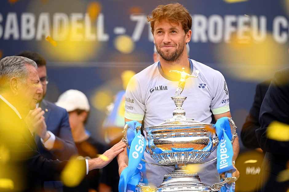 Tsitsipas'ı yenen Casper Ruud, Barcelona'da zafere ulaştı