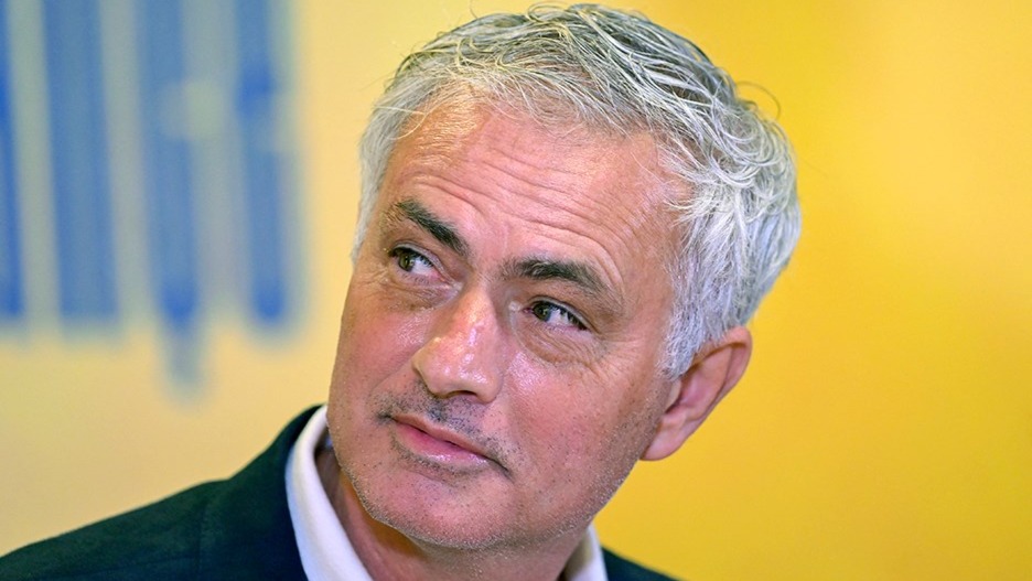 Jose Mourinho işi bitirdi: Avrupa'dan 6 talibi olan bomba golcü Fenerbahçe'ye