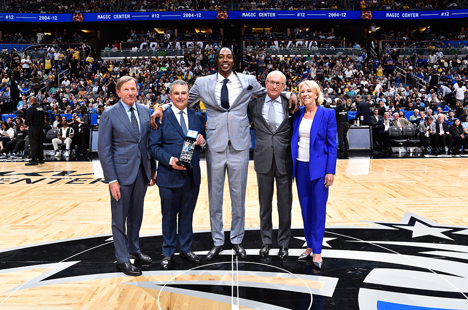 Orlando Magic, Dwight Howard'ı onurlandırdı