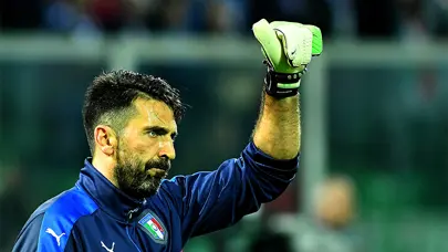 Merih Demiral'ın kampanyasına Buffon da katıldı