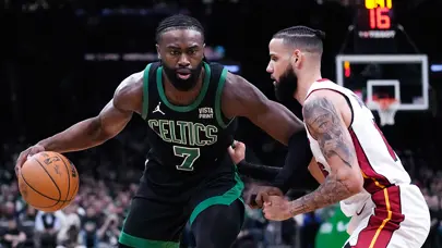 Jaylen Brown ve Derrick White, Celtics'i yarı finale taşıdı
