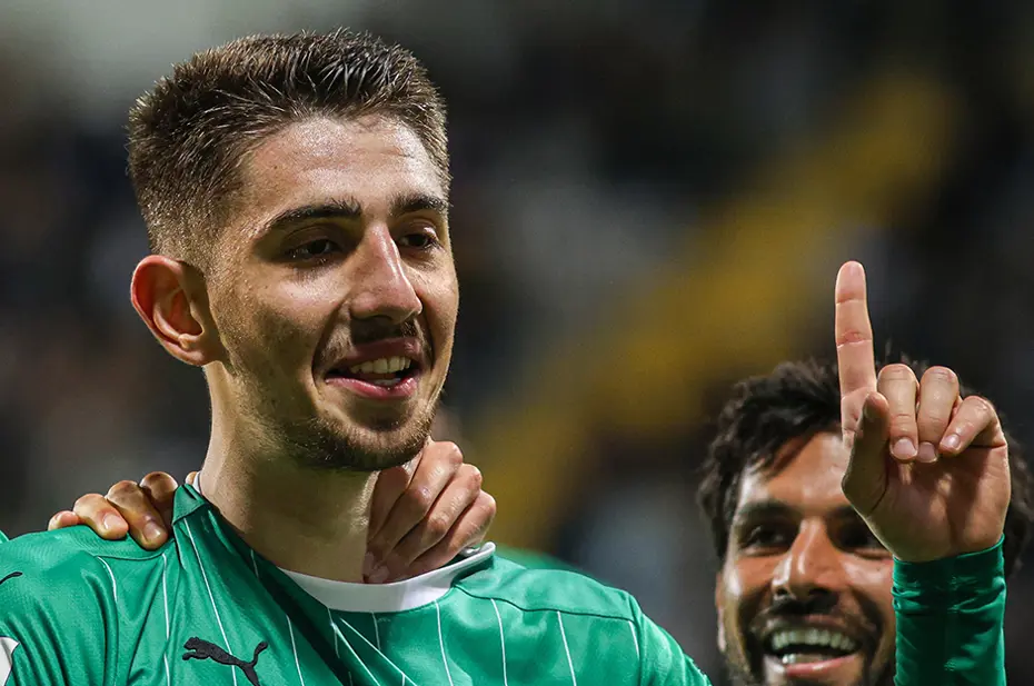 Benfica'ya bir Türk daha: Serdal Adalı duyurmuştu - 3