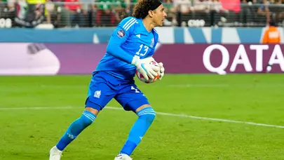 Dünya Kupası'nın vazgeçilmez ismi, 1 yıl daha Serie A'da